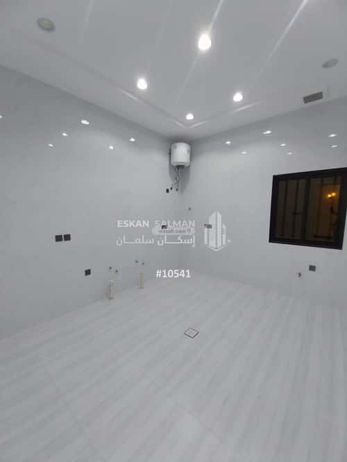 Apartment 331.18 SQM with 8 Bedrooms Al Wurud, Khamis Mushayt
