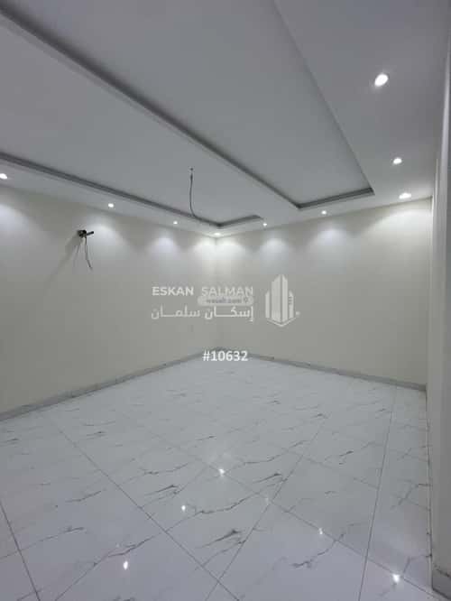 Villa 276.73 SQM Facing North West on 15m Width Street Al Qryenah, South Jeddah, Jeddah