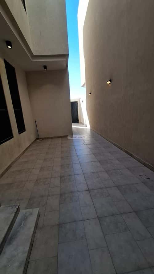 فيلا 408.84 متر مربع غربية على شارع 25م الحمراء، تبوك