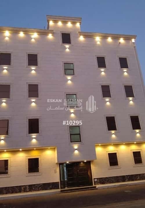شقة 179.95 متر مربع ب 4 غرف الرحاب 1، جازان