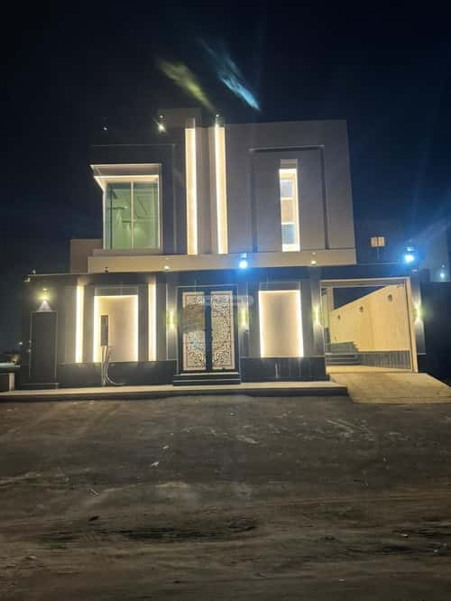 فيلا 300 متر مربع شمالية على شارع 32م الياقوت، شمال جدة، جدة