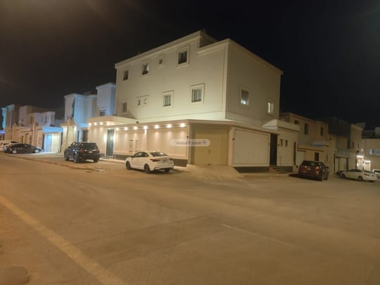 Villa 315 SQM Facing South West on 28m Width Street Al Janadriyah, East Riyadh, Riyadh