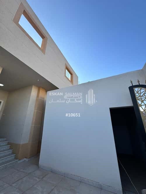 Floor 346.26 SQM with 4 Bedrooms Al Khudra, Madinah