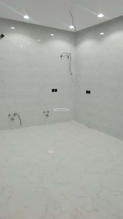 Villa 275 SQM Facing West on 20m Width Street Al Rahmanyah, East Jeddah, Jeddah