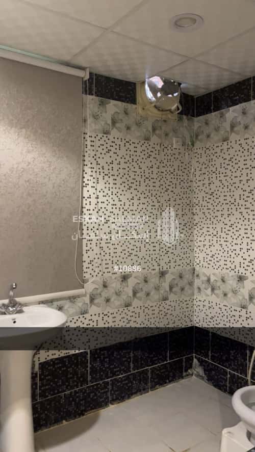 فيلا 618.75 متر مربع شمالية على شارع 16م الدفاع، المدينة المنورة