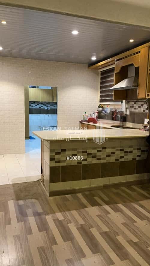 فيلا 618.75 متر مربع شمالية على شارع 16م الدفاع، المدينة المنورة