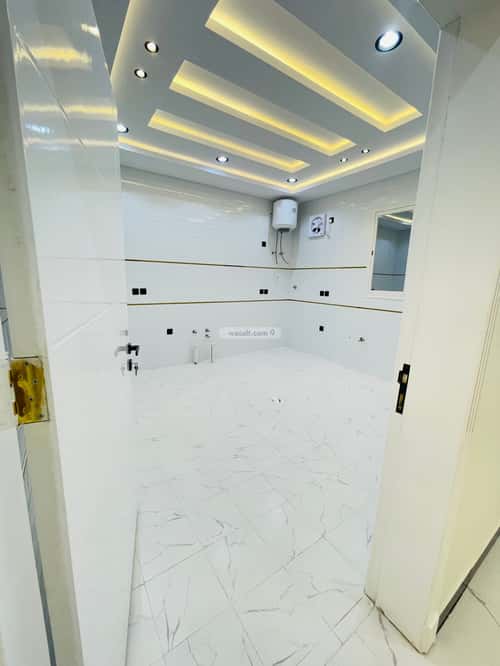 Apartment 228.09 SQM with 6 Bedrooms Al-Yarmouk, Khamis Mushait