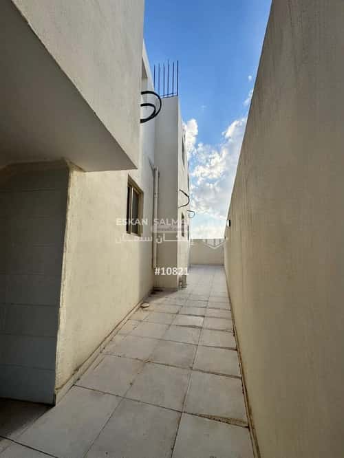 Floor 344.98 SQM with 5 Bedrooms Al Khudra, Madinah