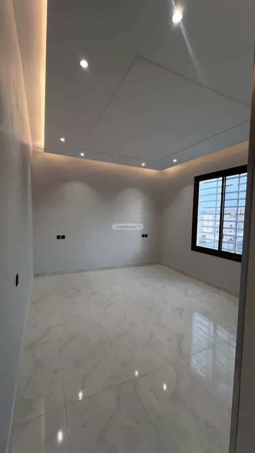Villa 306 SQM Facing North on 25m Width Street The Light, Khamis Mushait