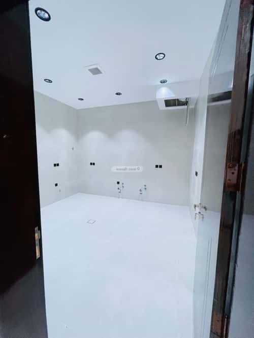 Floor 212.16 SQM with 6 Bedrooms Al Taawun, Khamis Mushait