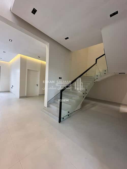 Apartment 240.94 SQM with 6 Bedrooms Al-Janadriyah, East Riyadh, Riyadh