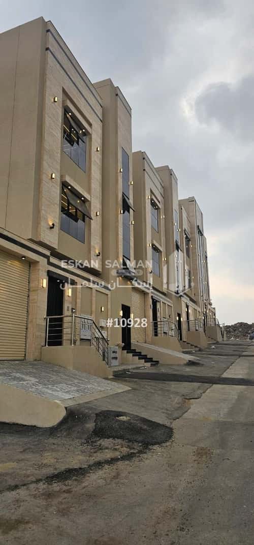 شقة 214.72 متر مربع ب 6 غرف الظرفة، خميس مشيط