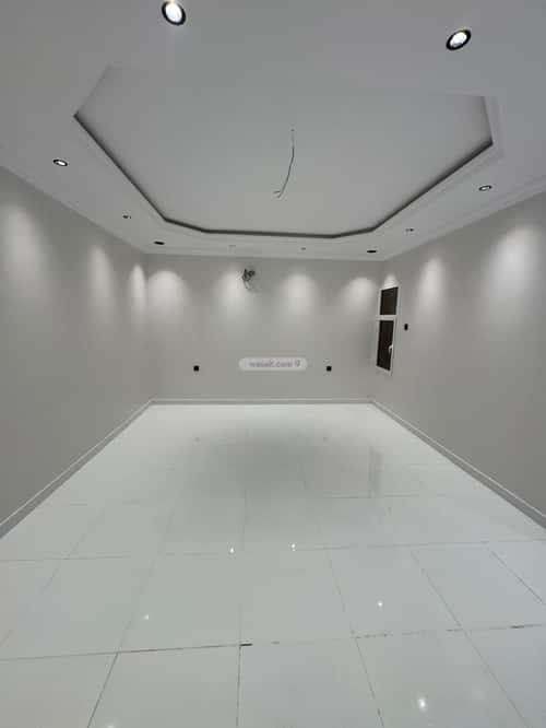 Villa 447 SQM Facing South on 25m Width Street Gourana, Makkah Al Mukarramah