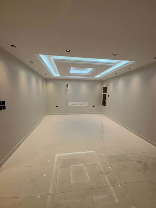 Villa 450 SQM Facing South on 25m Width Street Gourana, Makkah Al Mukarramah