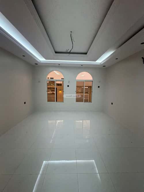 Villa 450 SQM Facing South on 25m Width Street Gourana, Makkah Al Mukarramah