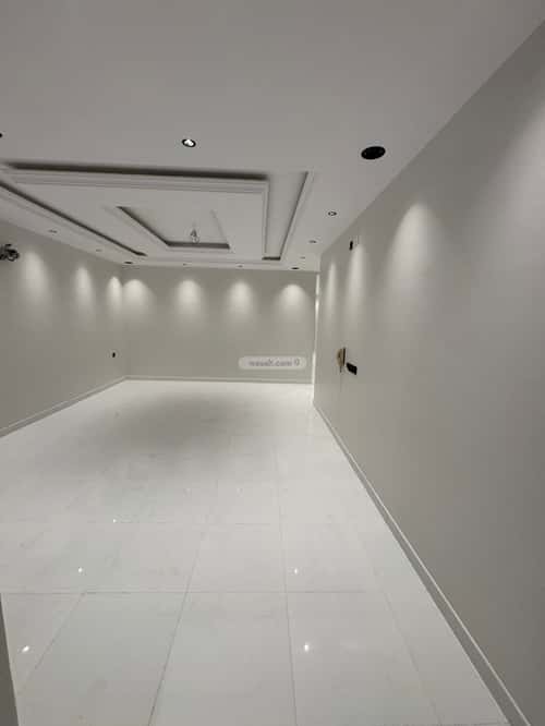 Villa 450 SQM Facing South on 25m Width Street Gourana, Makkah Al Mukarramah