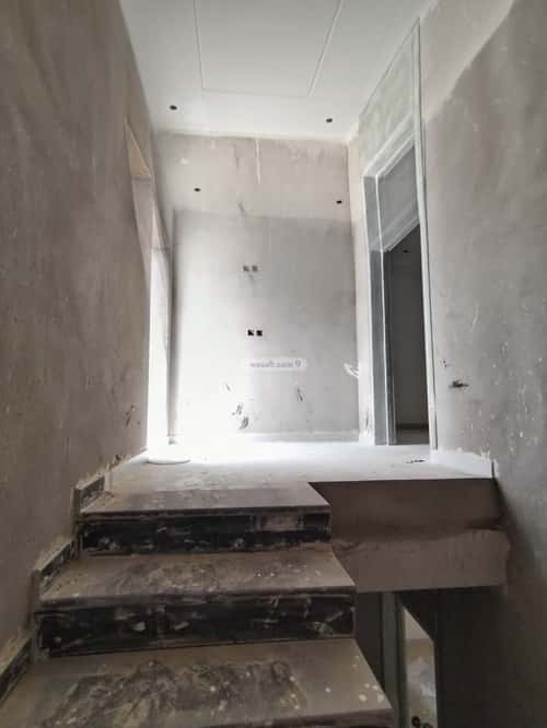 Floor 198.27 SQM with 6 Bedrooms Okaz, South Riyadh, Riyadh