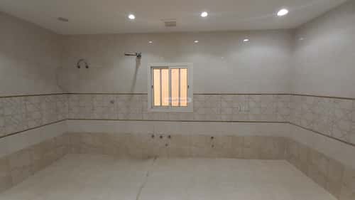 Floor 448.06 SQM with 7 Bedrooms Haya Al Aziziyah, Madinah