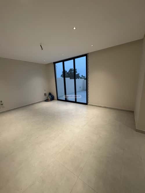 فيلا 525 متر مربع شرقية على شارع 20م الياقوت، شمال جدة، جدة