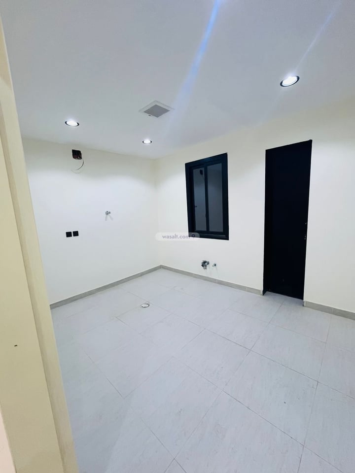 Floor 336 SQM with 3 Bedrooms Al Qadisiyah, East Riyadh, Riyadh