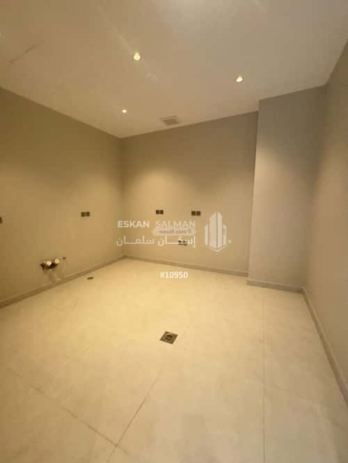 Villa 300 SQM Facing South on 25m Width Street Al Sheraa, North Jeddah, Jeddah