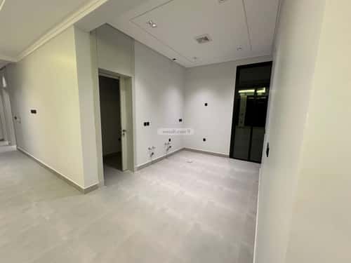 Floor 195.13 SQM with 5 Bedrooms Qurtubah, East Riyadh, Riyadh