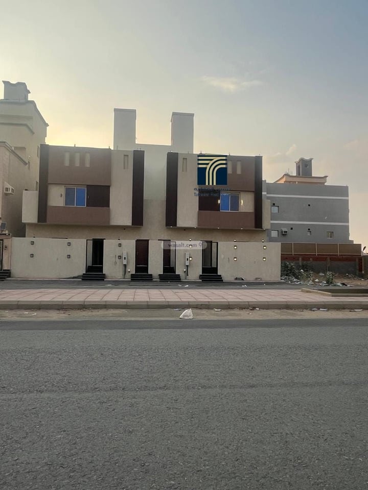 Villa 200 SQM Facing East on 32m Width Street Al Fadeylah, South Jeddah, Jeddah