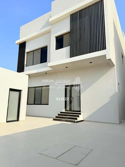 فيلا 466.55 متر مربع غربية على شارع 18م البحر، الخبر