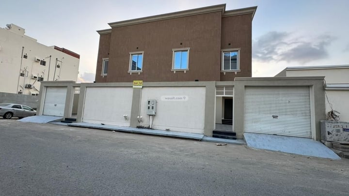 Villa 293.72 SQM Facing West on 20m Width Street Al Fadeylah, South Jeddah, Jeddah