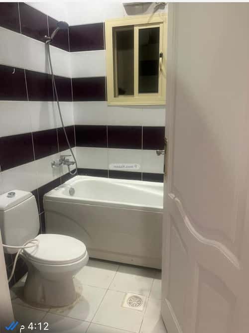 Villa 295.5 SQM Facing West on 20m Width Street Al Hamadhnyah, East Jeddah, Jeddah