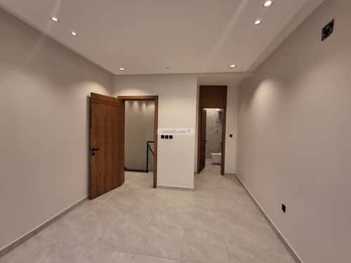 Floor 244.91 SQM with 5 Bedrooms Al-Janadriyah, East Riyadh, Riyadh