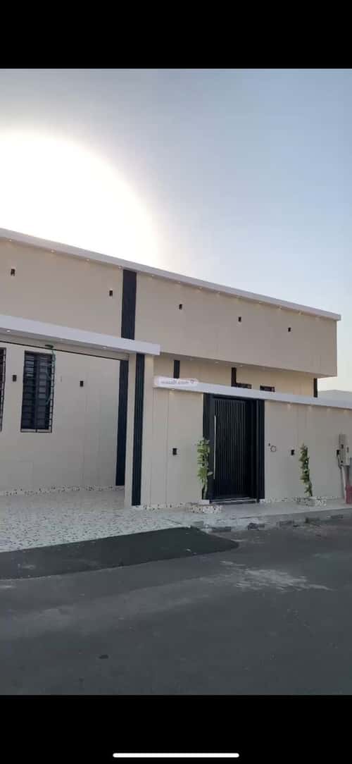 فيلا 503.83 متر مربع شرقية على شارع 15م السيل الكبير، الطائف