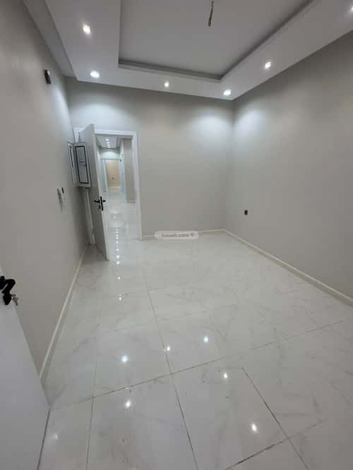 Villa 300 SQM Facing East on 20m Width Street Ar Rahmanyah, East Jeddah, Jeddah