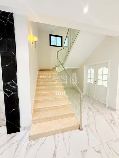 فيلا 368.96 متر مربع جنوبية على شارع 15م المنتزة، الدمام