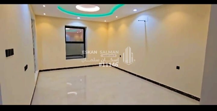 Villa 300 SQM Facing West on 18m Width Street Al Anahi, Madinah