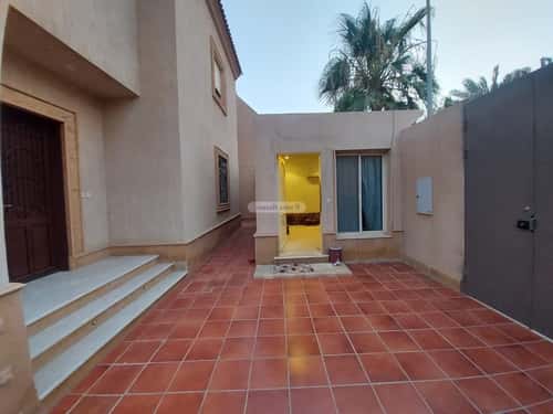 فيلا 450 متر مربع شمالية شرقية على شارع 15م الصحافة، شمال الرياض، الرياض