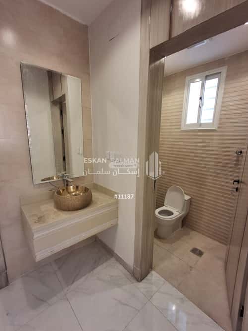 Floor 227.51 SQM with 6 Bedrooms Al Ghadir, Abha