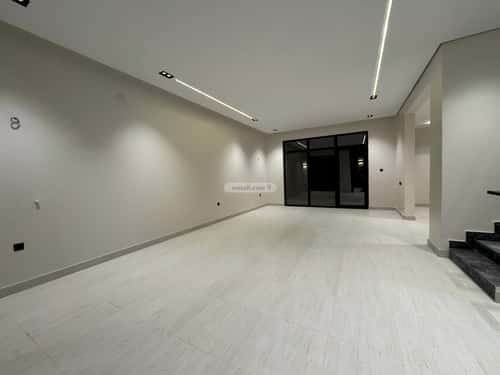 Villa 370 SQM Facing West on 20m Width Street Al Munisiyah, East Riyadh, Riyadh