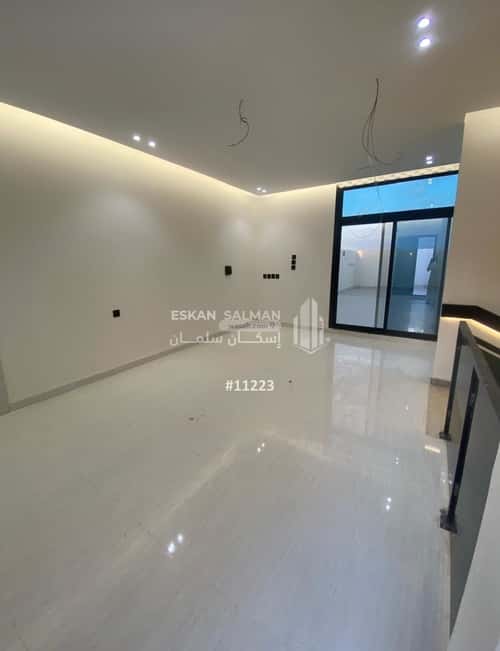 Villa 300 SQM Facing North on 15m Width Street Al Rahmanyah, East Jeddah, Jeddah