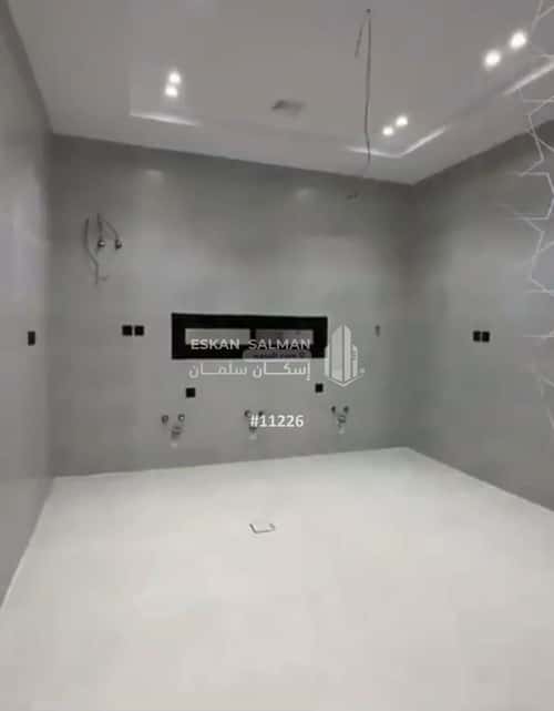 Villa 300 SQM Facing North on 15m Width Street Al Rahmanyah, East Jeddah, Jeddah