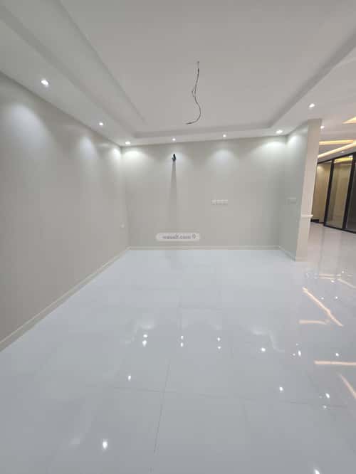 فيلا 360 متر مربع شرقية على شارع 20م الفلاح، شرق جدة، جدة