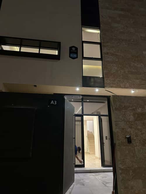 فيلا 632 متر مربع واجهة جنوبية ب 4 غرف العارض، شمال الرياض، الرياض