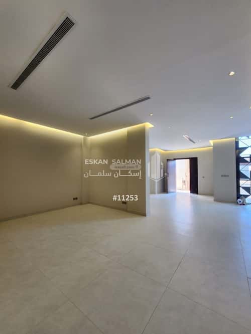 Villa 300 SQM Facing South on 25m Width Street Al Sheraa, North Jeddah, Jeddah