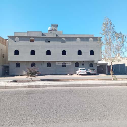 Building 900 SQM Facing East Al Dawadmi, Madinah