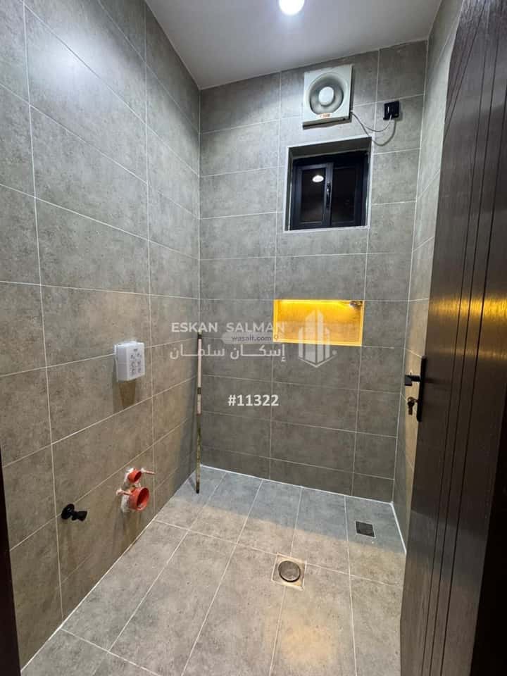 Villa 300 SQM Facing East on 15m Width Street Ar Rahmanyah, East Jeddah, Jeddah