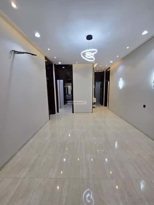 Villa 450 SQM Facing West on 18m Width Street Wadi Jaleel, Alttayif