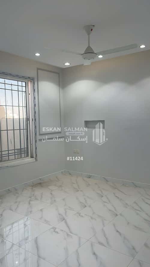 Floor 300 SQM with 4 Bedrooms Industrial City, Madinah