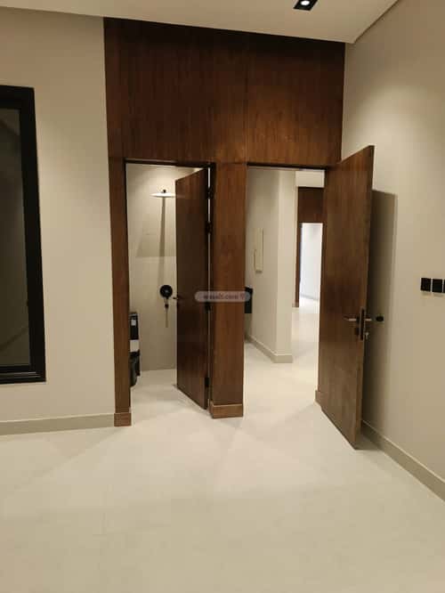 Floor 131.88 SQM with 4 Bedrooms Al Munisiyah, East Riyadh, Riyadh