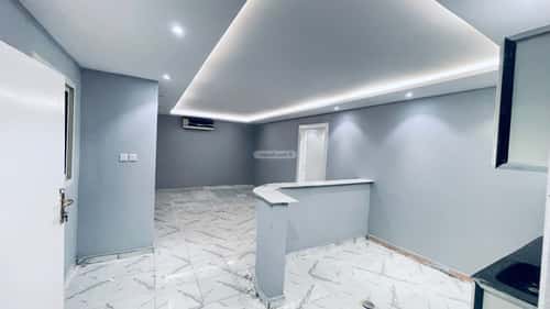 Building 350 SQM Facing East Al-Mursalat, North Riyadh, Riyadh