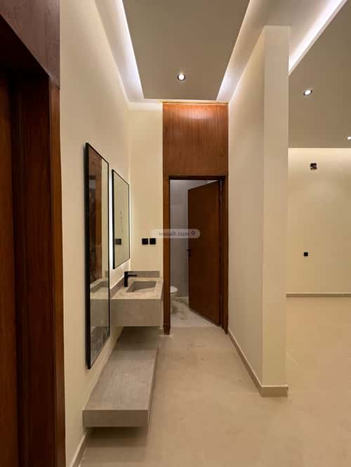 Floor with 5 Bedrooms Bader, South Riyadh, Riyadh